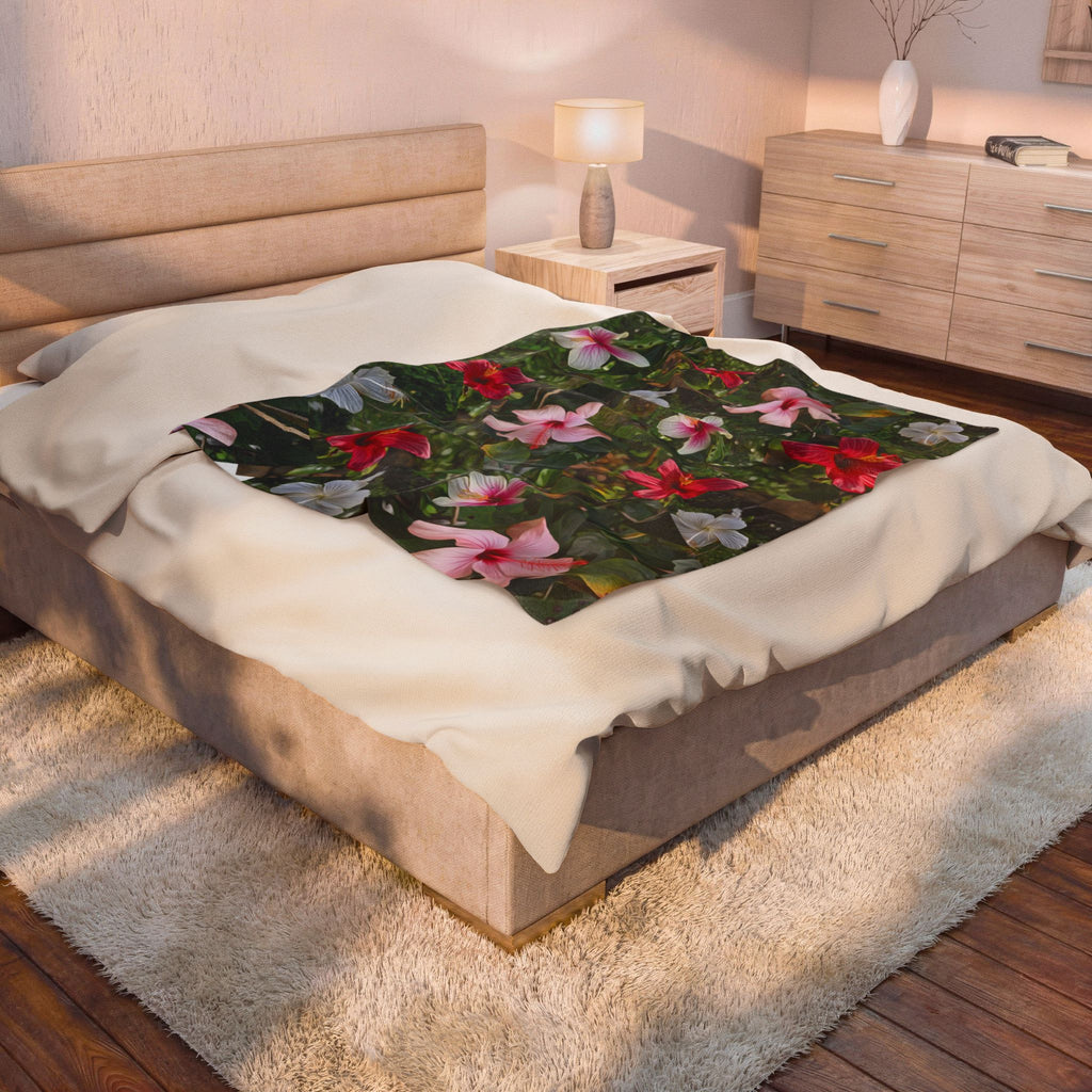 Plumeria Floral Velveteen Plush Blanket — Tropical Pink & White Flower Throw